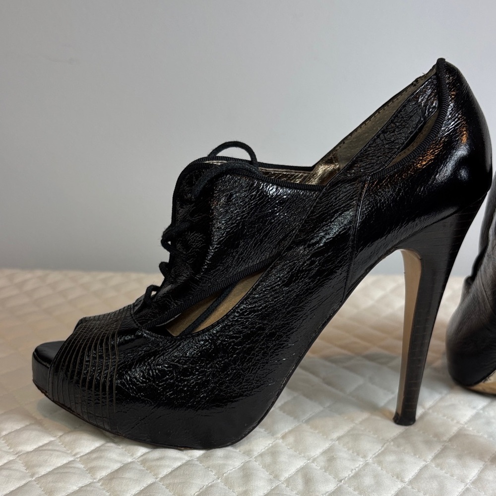 Black Oxford Style Lace up Peep-Toe Platform Leather Heels Made in Italy. Size 6 - Picture 4 of 12